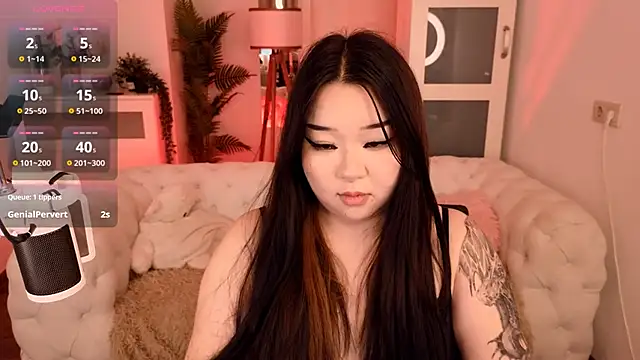 Snapshot of mei_honey_ chatting on February 1, 2025, 7:44 pm mei honey  online show from February 1, 2025, 7:44 pm