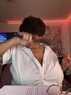 Snapshot of Ectorius chatting on October 27, 2025, 11:52 pm Ectorius online show from October 27, 2025, 11:52 pm