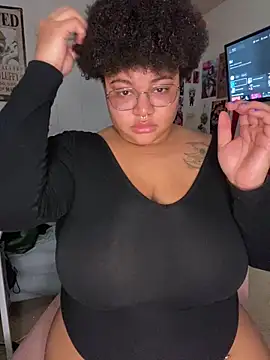 Snapshot of Ectorius chatting on November 8, 2025, 1:50 am Ectorius online show from November 8, 2025, 1:50 am