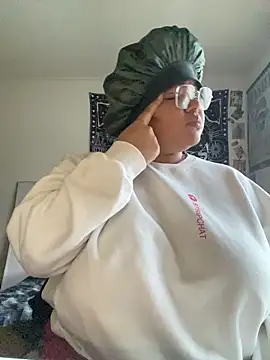 Snapshot of Ectorius chatting on February 11, 2026, 1:38 pm Ectorius online show from February 11, 2026, 1:38 pm