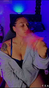 Snapshot of Pauilina chatting on February 17, 2026, 11:07 am Pauilina online show from February 17, 2026, 11:07 am