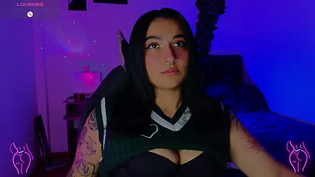 Snapshot of Pauilina chatting on March 4, 2026, 7:09 pm Pauilina online show from March 4, 2026, 7:09 pm