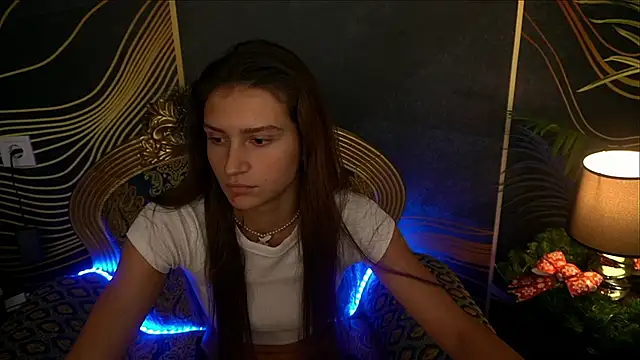 ValeryRoyale online show from December 20, 2024, 1:54 pm