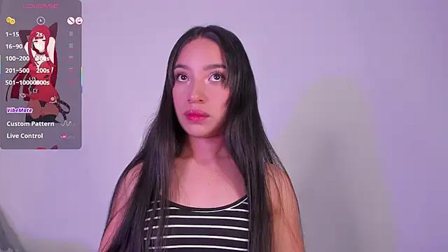 Snapshot of Mereo_leona chatting on October 4, 2025, 9:35 pm Mereo leona online show from October 4, 2025, 9:35 pm