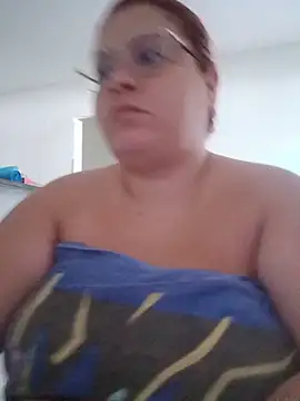 carola hotwife online show from May 15, 2026, 12:01 pm