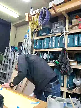 da--------i online show from February 19, 2025, 9:50 am