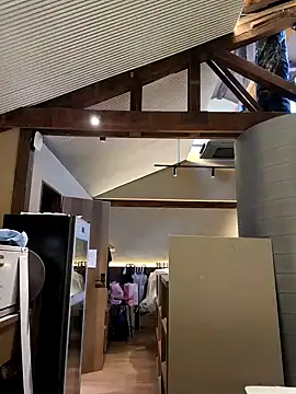 da--------i online show from March 3, 2025, 5:20 am