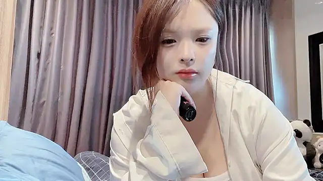 Snapshot of garden-fengshao chatting on November 3, 2025, 8:04 am garden-fengshao online show from November 3, 2025, 8:04 am