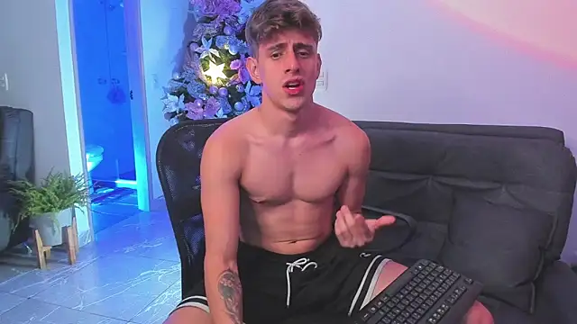 Snapshot of Jasperjoness chatting on December 25, 2024, 12:16 am Jasperjoness online show from December 25, 2024, 12:16 am