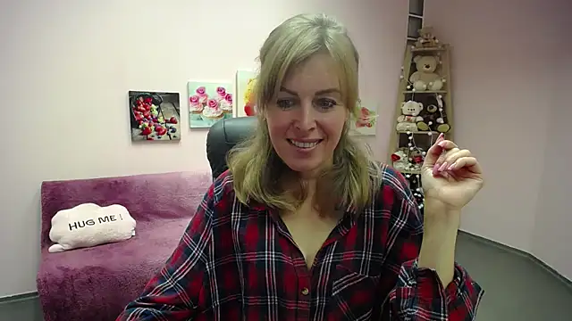 Snapshot of Hot_Milady chatting on October 2, 2025, 7:26 am Hot Milady online show from October 2, 2025, 7:26 am