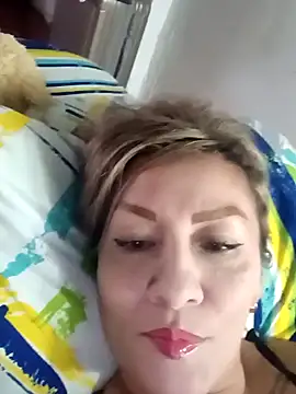 Snapshot of Divahank chatting on January 21, 2025, 12:50 pm Divahank online show from January 21, 2025, 12:50 pm