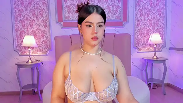 Snapshot of Miamontoya chatting on February 28, 2025, 1:14 pm Miamontoya online show from February 28, 2025, 1:14 pm