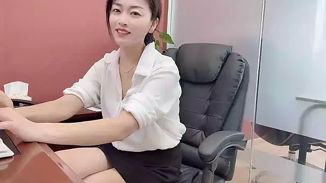 QianF-666 online show from October 9, 2025, 2:31 am