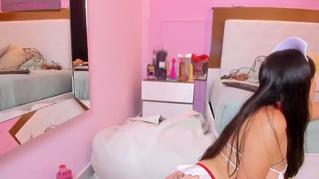 alysonJackson online show from April 9, 2026, 7:41 pm