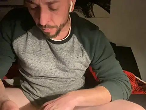 Gman143187 online show from December 14, 2025, 5:24 am