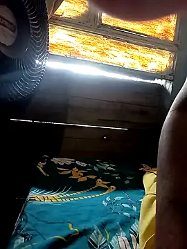 Snapshot of luna_hell chatting on December 4, 2024, 2:59 pm luna hell online show from December 4, 2024, 2:59 pm