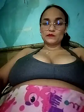 luna hell online show from April 30, 2026, 1:50 pm