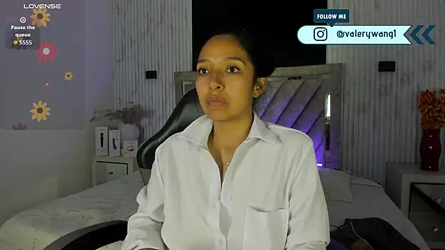 Snapshot of Valery_wang chatting on December 22, 2025, 11:51 am Valery wang online show from December 22, 2025, 11:51 am