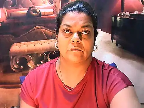 Snapshot of indianCherryPie chatting on March 10, 2026, 5:34 am indianCherryPie online show from March 10, 2026, 5:34 am