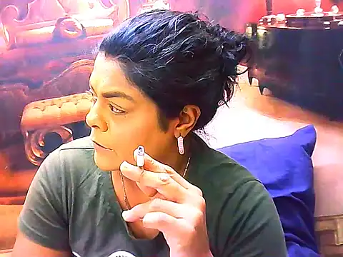indianCherryPie online show from May 25, 2026, 5:24 am