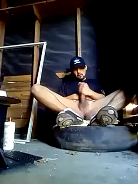 Snapshot of christphor chatting on December 14, 2024, 6:41 pm christphor online show from December 14, 2024, 6:41 pm