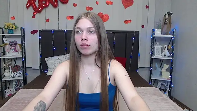LaraPika online show from June 1, 2026, 5:09 am