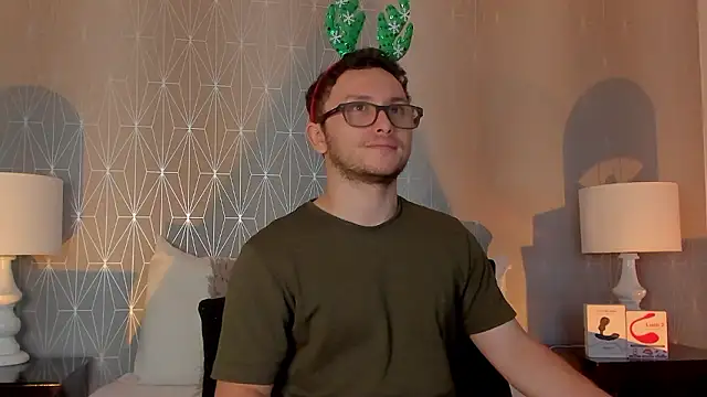 RicharKeat online show from December 6, 2024, 3:30 am