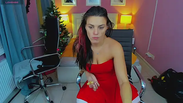 EricaAndPenelopa online show from December 28, 2024, 5:33 am