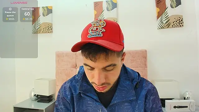 Amadeo Wild online show from September 29, 2025, 2:55 pm