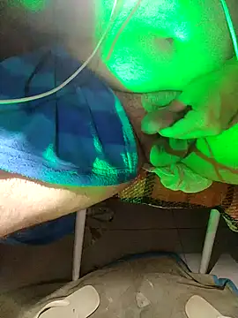 Leocesar37 online show from April 16, 2026, 5:08 am