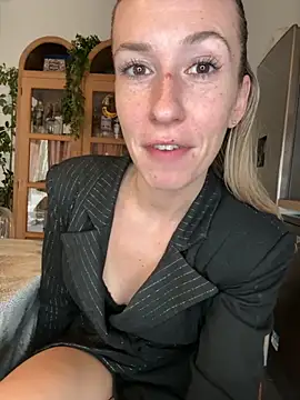 Snapshot of lola_tentatiion chatting on November 22, 2025, 8:46 am lola tentatiion online show from November 22, 2025, 8:46 am