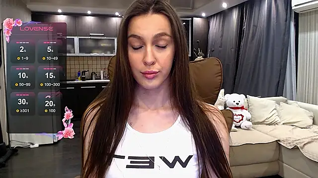 Doll Jasmine  online show from March 26, 2026, 8:03 pm