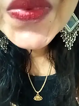 Snapshot of Saroj-Shah chatting on March 15, 2026, 6:36 pm Saroj-Shah online show from March 15, 2026, 6:36 pm