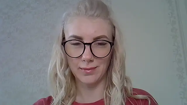 Snapshot of Pabonya91 chatting on February 13, 2025, 10:55 am Pabonya91 online show from February 13, 2025, 10:55 am