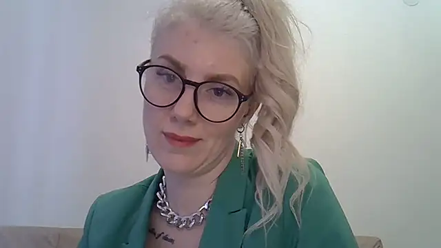 Snapshot of Pabonya91 chatting on March 20, 2025, 2:32 pm Pabonya91 online show from March 20, 2025, 2:32 pm