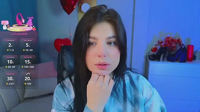 Jenna Adams  online show from April 7, 2026, 1:17 am