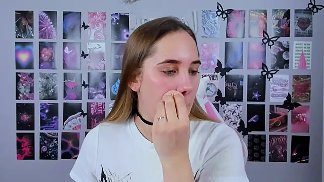 MiaMilas online show from February 19, 2025, 7:50 am