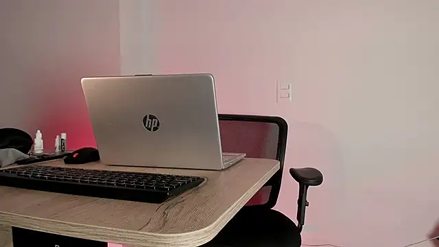 Snapshot of pablo-rincon95 chatting on January 21, 2025, 11:24 pm pablo-rincon95 online show from January 21, 2025, 11:24 pm