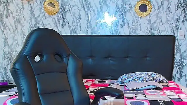 Emily Trujillo online show from March 21, 2025, 8:29 pm