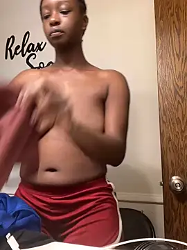 Snapshot of spicysugar74 chatting on February 20, 2025, 1:36 am spicysugar74 online show from February 20, 2025, 1:36 am