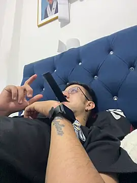 stivevv online show from March 7, 2026, 12:18 am