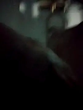 paulzorrita26 online show from April 11, 2026, 12:59 am