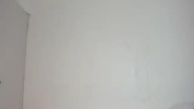 Mia hansper online show from December 17, 2024, 8:21 pm