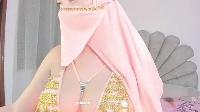 Amaltea online show from October 12, 2025, 9:36 pm