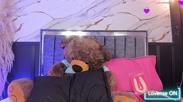 Snapshot of meikochoe chatting on April 10, 2026, 8:13 pm meikochoe online show from April 10, 2026, 8:13 pm