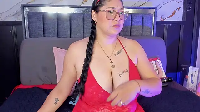 Snapshot of meikochoe chatting on April 14, 2026, 8:04 pm meikochoe online show from April 14, 2026, 8:04 pm