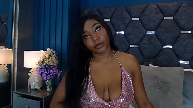 VanessaGlenn online show from November 7, 2025, 3:23 pm