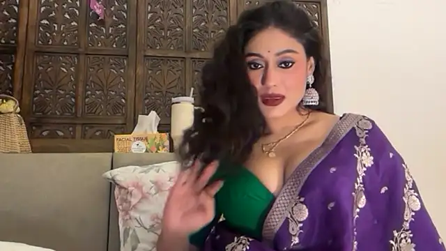 GoddessAnna online show from April 15, 2026, 4:58 pm