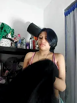 azulzulix online show from March 12, 2025, 8:30 am