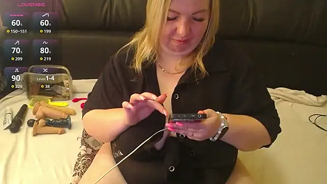 MARGARET gem online show from May 14, 2026, 3:19 pm